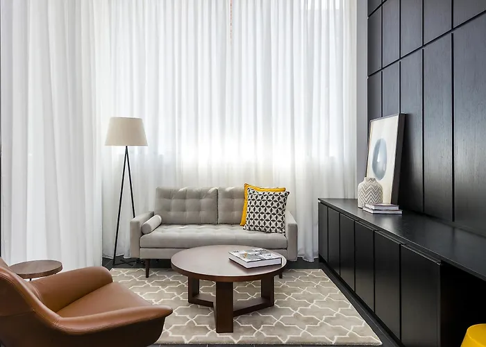 Apartment Hotel East Central